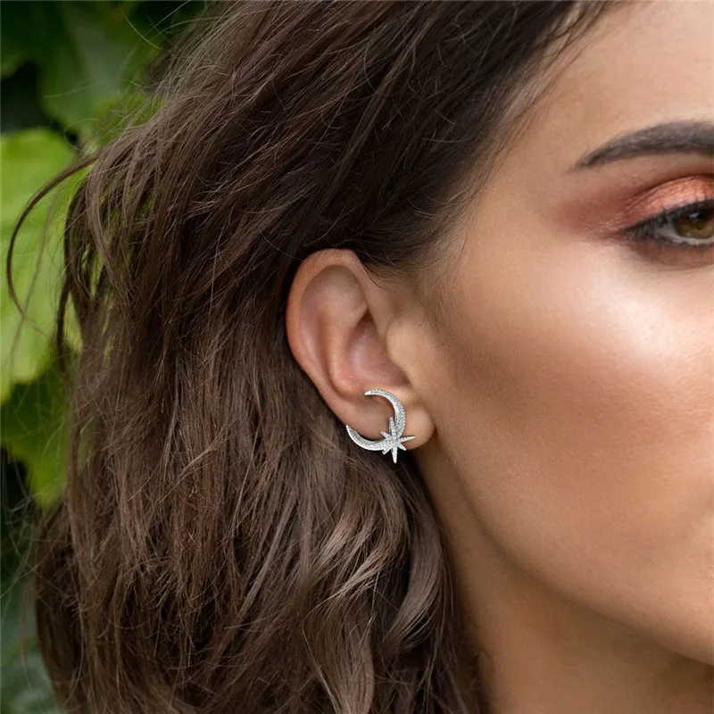 

ZEF 925 Sterling Silver Stud Earrings, Creative Asymmetrical Moon Meteor Earrings, Simple and Elegant Elegant Ladies Jewelr