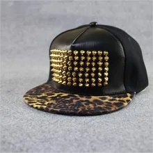 2015 new Rivet Hip Hop baseball cap Outdoor sports leisure cap snapback hat cap men and women hats Summer Sun Hat wholesale hat new men s baseball cap spring and autumn outdoor sports and leisure old man dad single cap