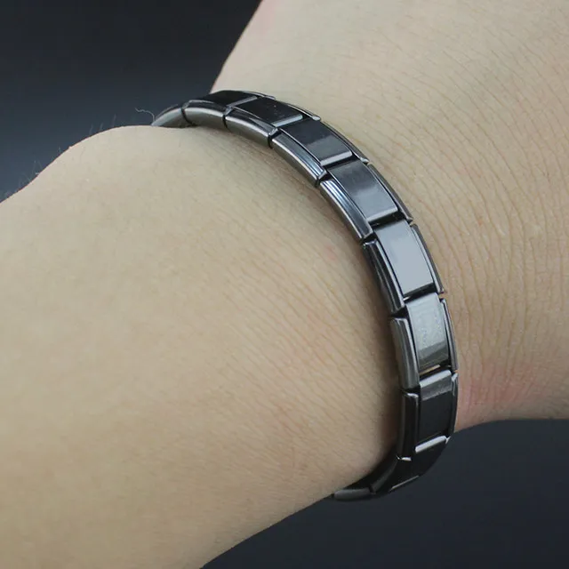 Black (2)