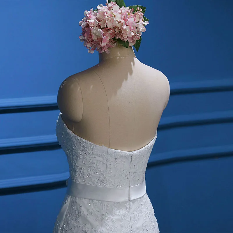 a line wedding dressf