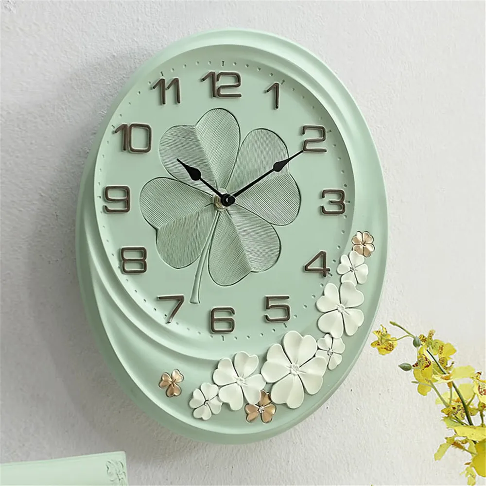 

European Pastoral Lucky Leaves Wall Clock Nordic Trendy Pink Mute Needle Quartz Wall Clock Home Living Room Decor Green Clock