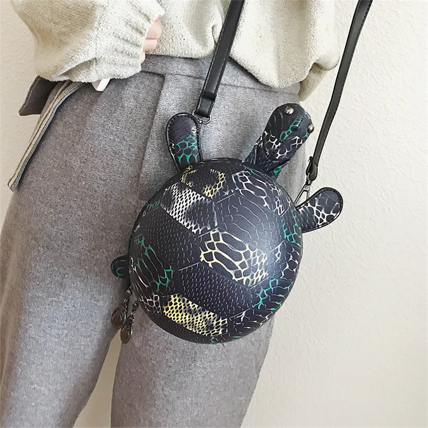 

TOYOOSKY Personality PU Leather Turtle Handbag Women New Design Animal Shaped Phone Bags Tortoise Messenger Bag Famous Brand