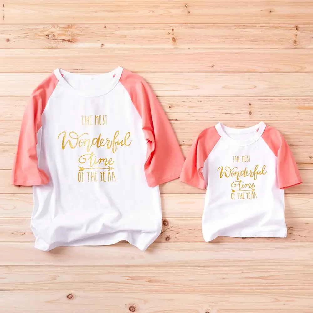 

PatPat Mom And Me Flash Spring And Autumn Daily Letter Printing Pajamas Tops Parent-child
