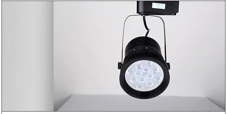 Свет следа затемнения 12 Вт железнодорожных лампа 130-140lm/W Spotlight обуви Костюмы магазин огни супермаркет Освещение в помещении