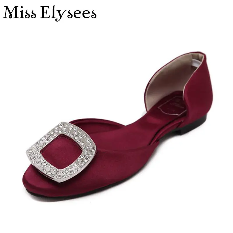 trending flat shoes for ladies