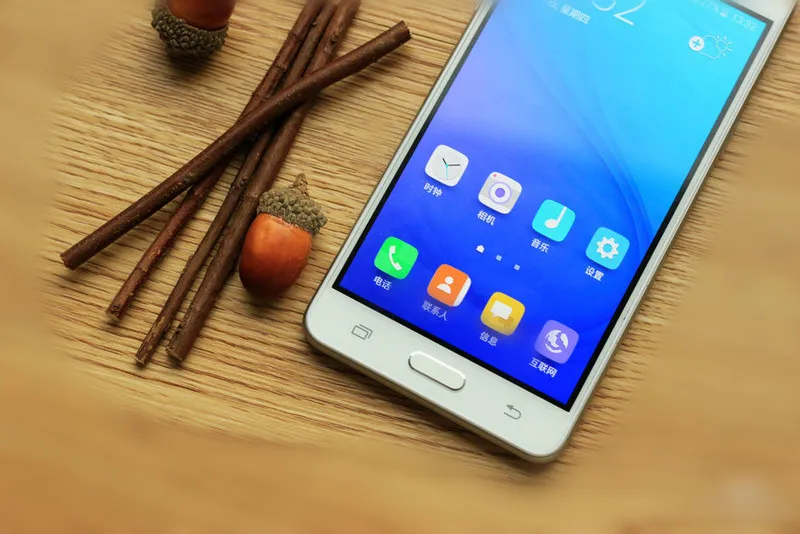 Original Samsung Galaxy J3 Pro J3110(2016)Quad Core 5.0Inch 2GB RAM 16GB ROM 8MP LTE Dual SIM Snapdragon Unlocked Mobile Phone buy refurbished iphone