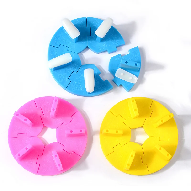 

Nail Art Tips Display Practice Stand Holder Set 3Colors Lotus Design with 5 Pcs False Tips Manicure Training Nail Tools