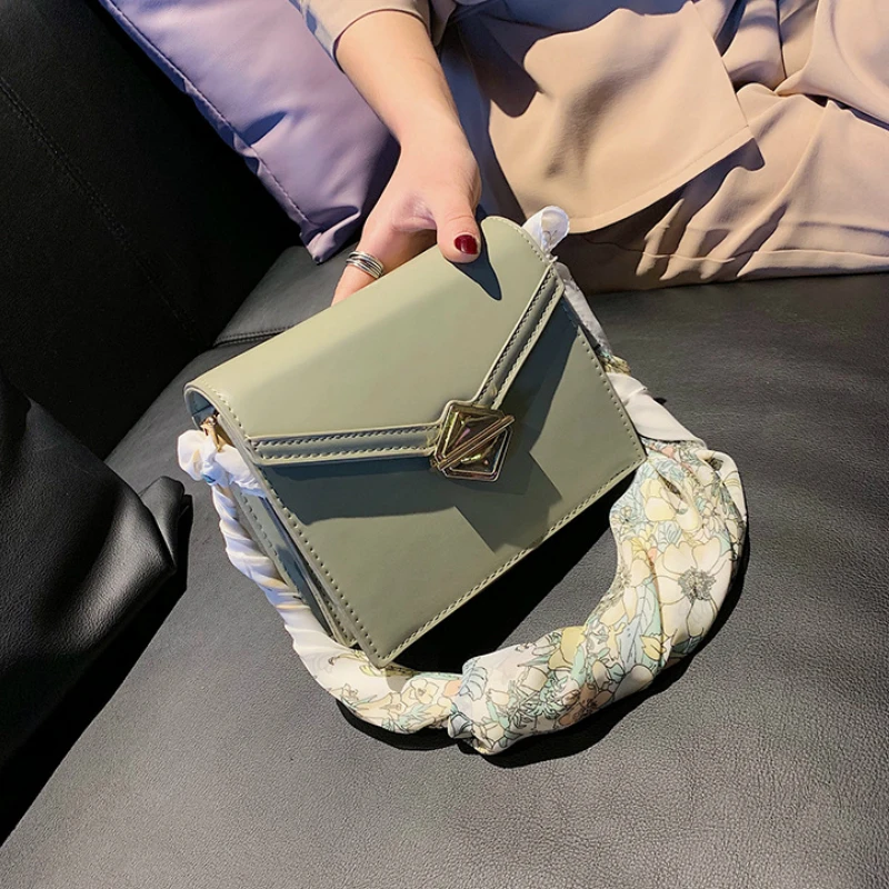 Женская лента Курьерские сумки мини небольшой площади пакет сумка на плечо через
