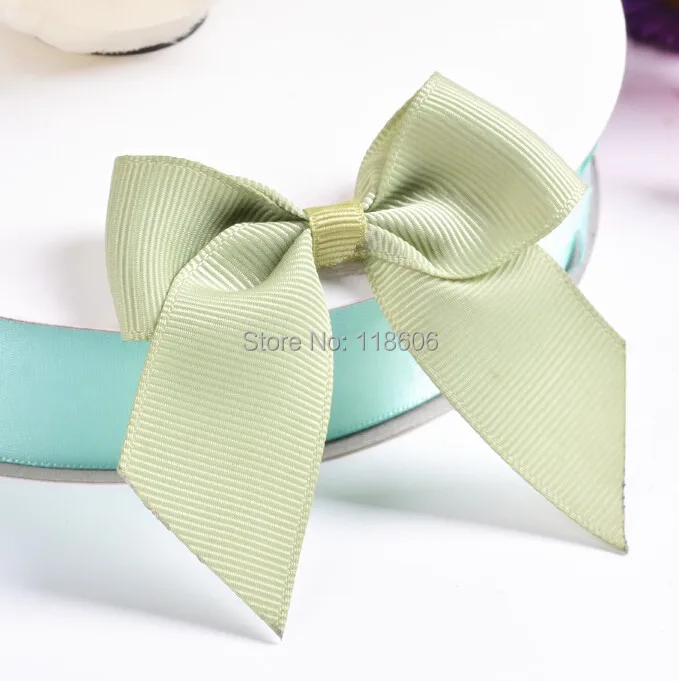 solid pretied ribbon bow5.jpg