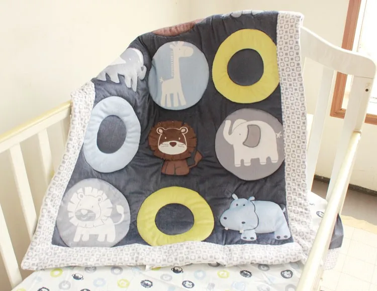 Roupa de Cama do Bebê Conjunto de Cama Berço de Algodão Pára-choques + Duvet + Capa + Saia de Cama Bordado Algodão Berço Pára-choques 4 7 Pçs Kit 25 Mamãe e Bebê