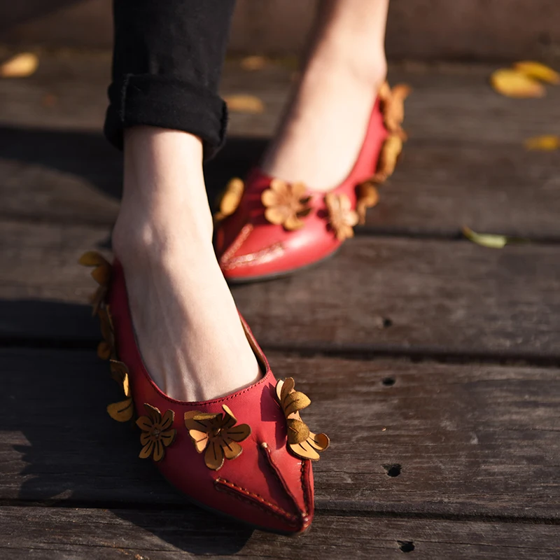 

2017 Spring Womens Coffee Flats Sale Genuine Leather Ladies Slip On Fashion Handmade Femal Ballets Flats SheepSkin Flower Shoes