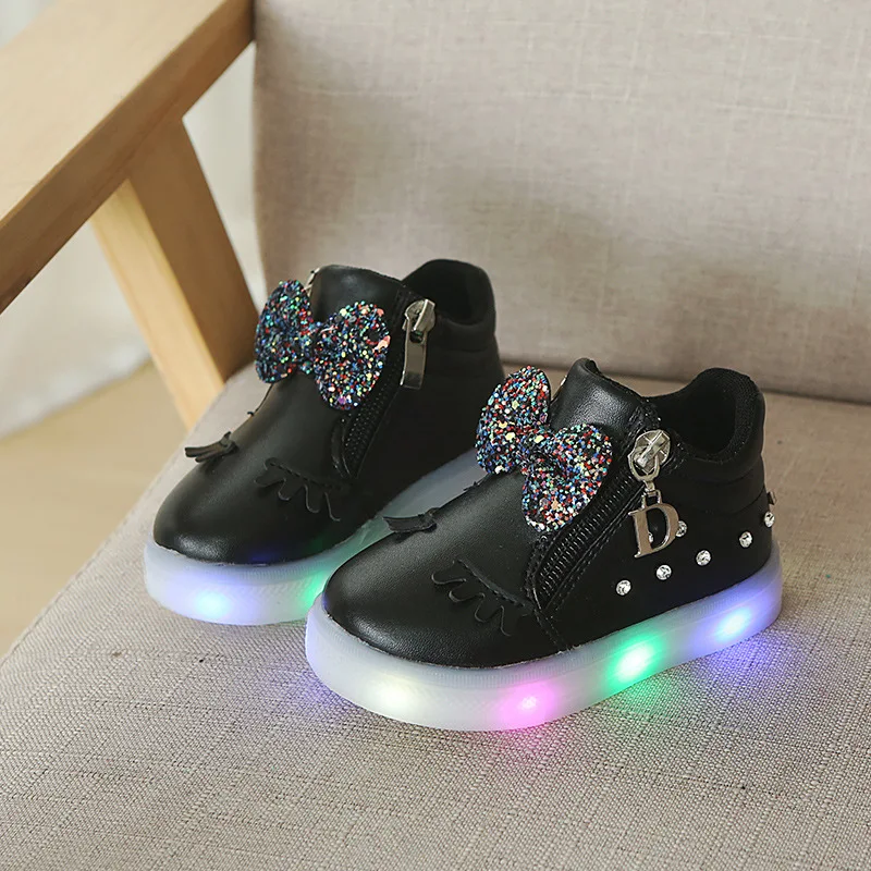 Davidyue весна/осень для маленьких девочек обувь светящиеся светодио дный световой детская обувь для девочек Дети загрузки кроссовки
