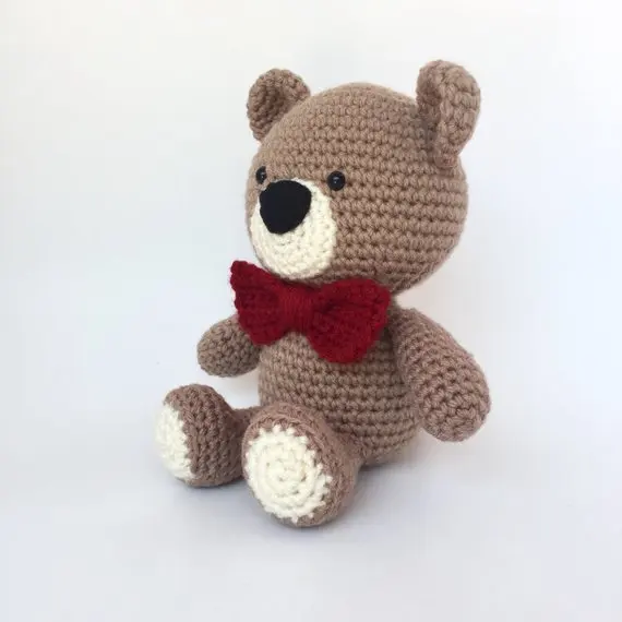 

crochet toys amigurumi teddy bear with tie-bow