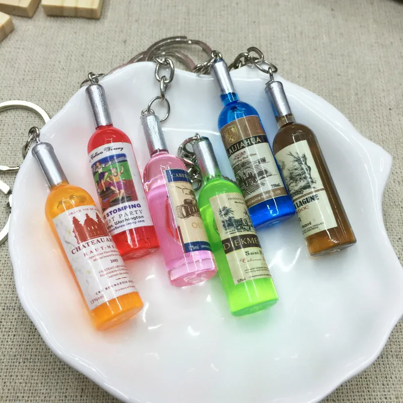 

Pop Creative Couple keychain car key ring pendant keychain phone connected to a mobile phone beer bottle Men Christmas Gift