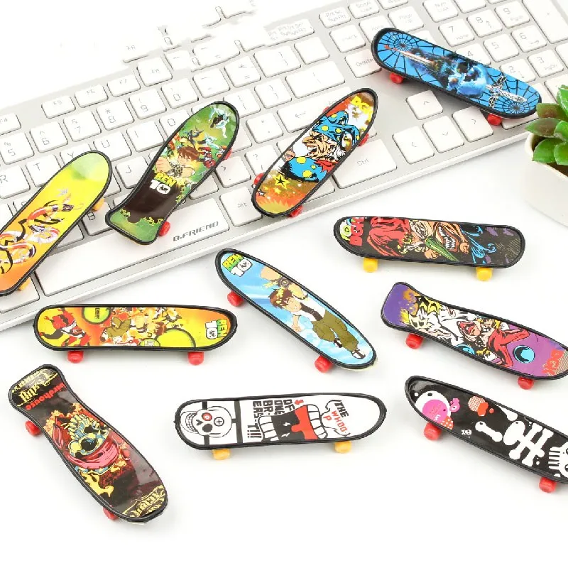 1 PC YuzhouGJ Mini Finger Toys Set Mini Fingerboard Skateboard Scooter de dos ruedas para juguetes educativos para niños 
