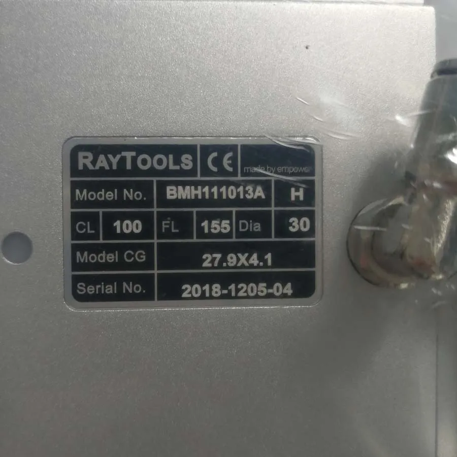 Raytools автоматическая фокусировка 2D режущая головка BM111 с Yasakawa servopack используется