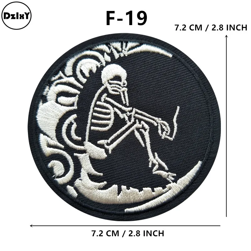 

Round Moon Skull Patches for Kids Clothes Iron on Appliques DIY Stripes Embroidery Stickers Sew on Badges @F-19