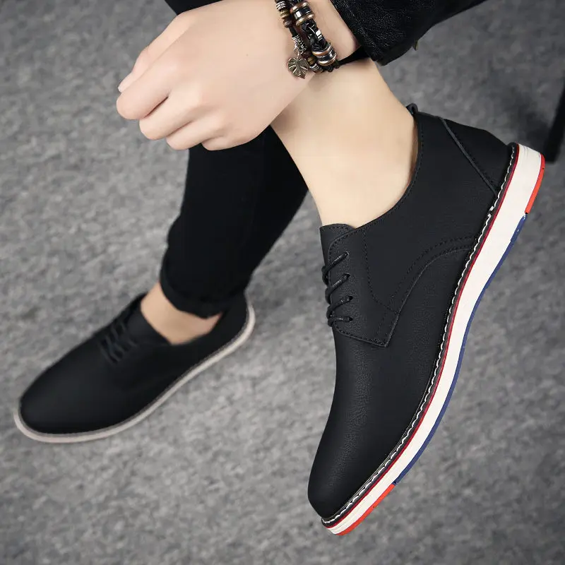 

2019 Men Skateboarding Shoes new brand Leather Sports Black Blue shoes male walking Flat board lace up sports sneakers NC-94