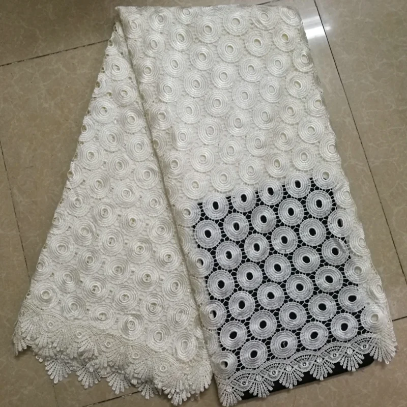 

AB1-1 Big Sale simple design with big circle pattern White Guipure Lace Cheap Price And free shipping Water Soluble Lace Fabric