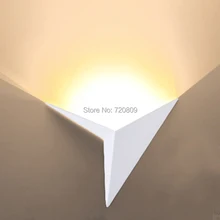10 шт./лот,, 3 Вт светодиодный треугольный настенный светильник, настенный светильник для внутреннего освещения, теплый белый