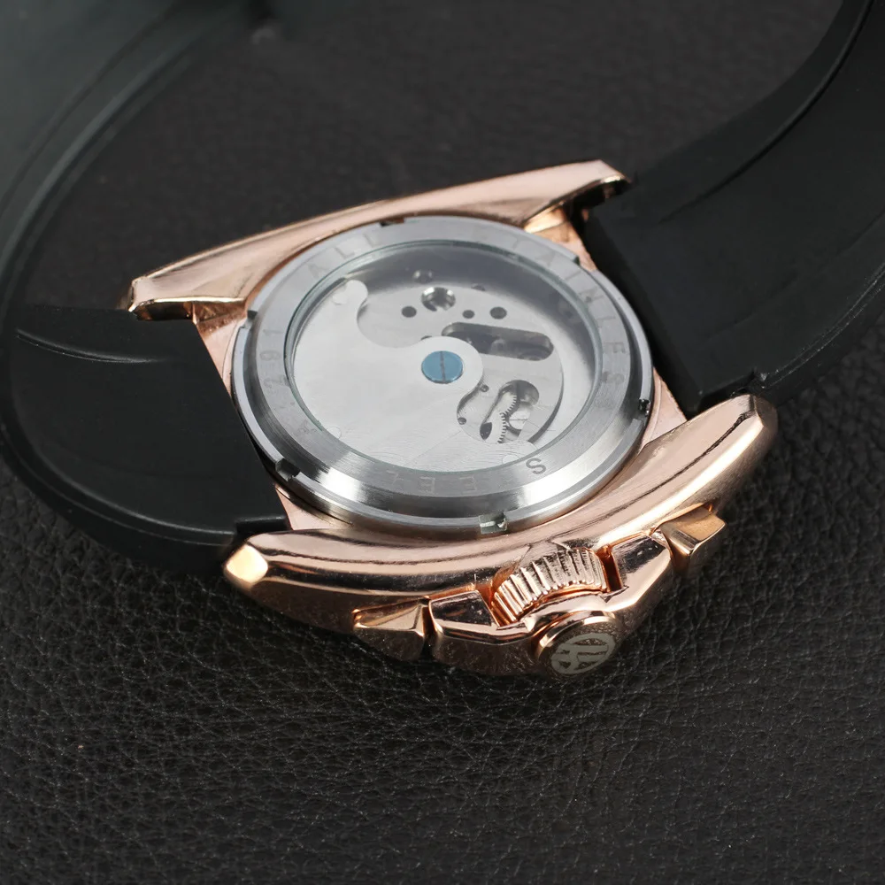 3902017918_831305969