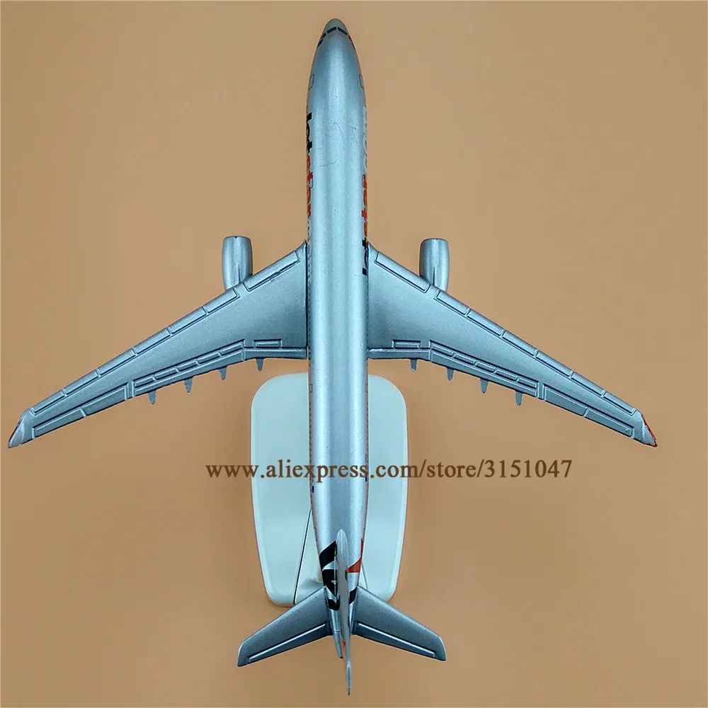 Jetstar.com A330 VH-EBB (4)
