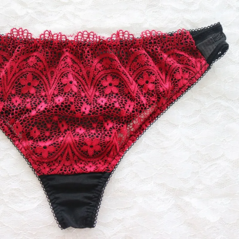 Women Set Lingerie Solid Wine Red Lace Sexy Openwork Cross Straps Gathered Bra + Stitching Color Lace Briefs Women Underwear Set