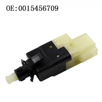

4 Pin Brake Light Switch Control For Benz W211 W219 E320 E350 E550 E63 CLS63 A0015456709 0015456709