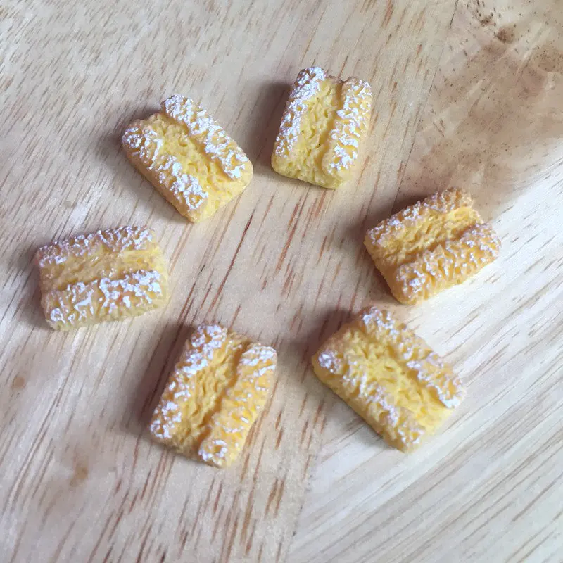 

10pcs 6*12*16mm Cake Resin Flatback Cabochon Kawaii DIY Resin Craft Decoration Miniature Resin Cream Bread Food For DIY -A361