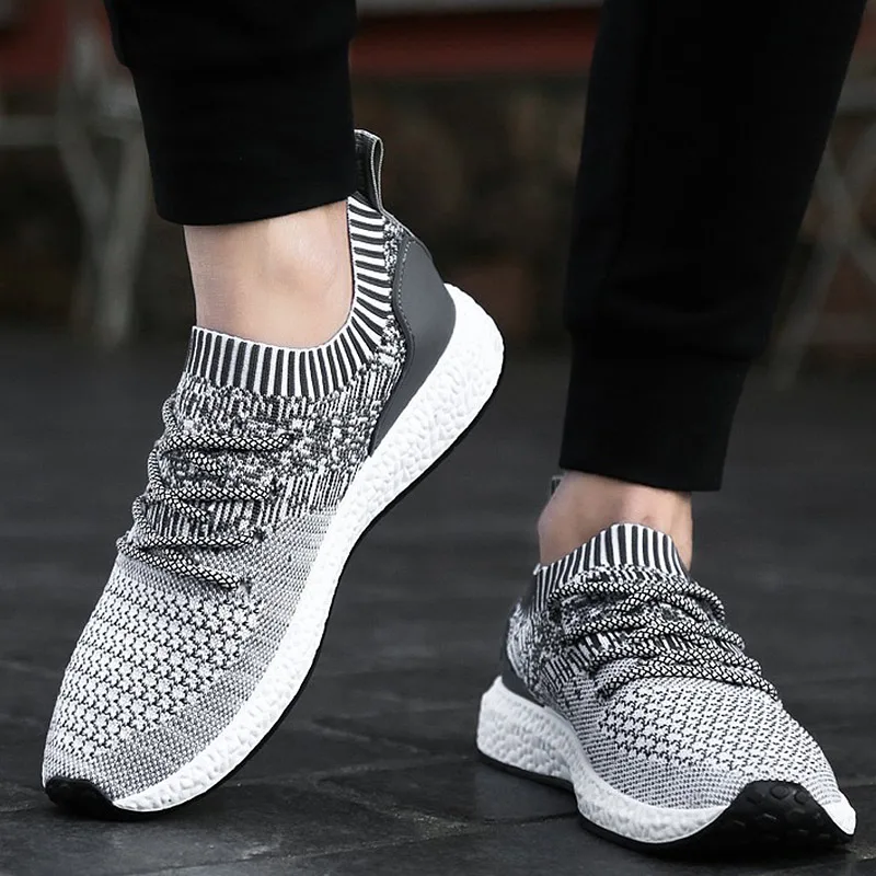 

NEW Men Sneakers Lightweight Running Shoes Breathable Gym Sports Men Athletics Shoes Outdoor Trainers Non-Slip Zapatillas Hombre