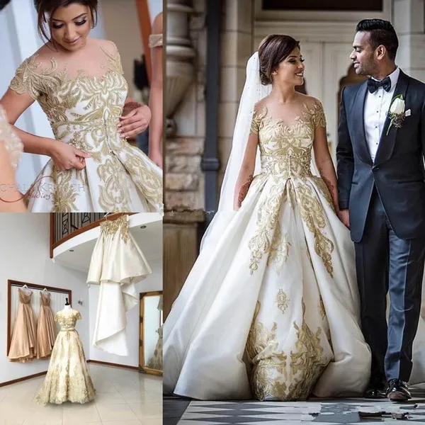 Glamorous South African Short Sleeve Wedding Gown Detachable Train