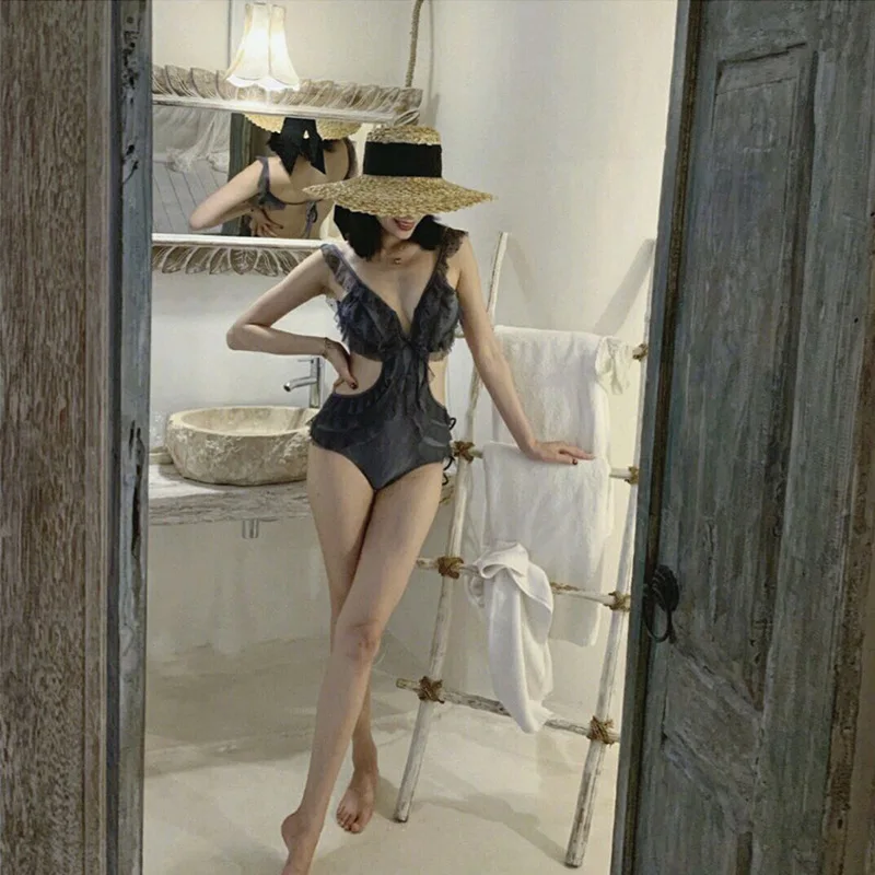 

One Piece Bikini Lady's Swimsuit 2019 One-Piece Swimsuits Bikinis Female New Black Lace Sexy Breasted Triple Letter Polyester