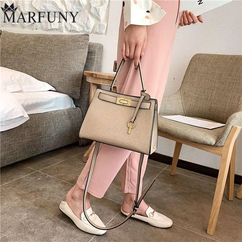 

Famous Brand Bag For Women 2019 Luxury Handbags Women Bags Designer White Black Yellow Leather Lock Crossbody Shoulder Bags Tote