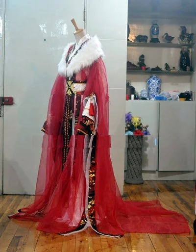Jin Li, винтажный китайский Детский костюм, белый, красный цвет, мужской ханьфу с мехом, накидка в оперном стиле, карнавальный костюм для мужчин