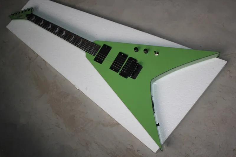 

free shipping China Custom Guitar High Quality Esp Custom Shop LTD GREEN Flying V 6 string Electric Guitar Active pickup 1117