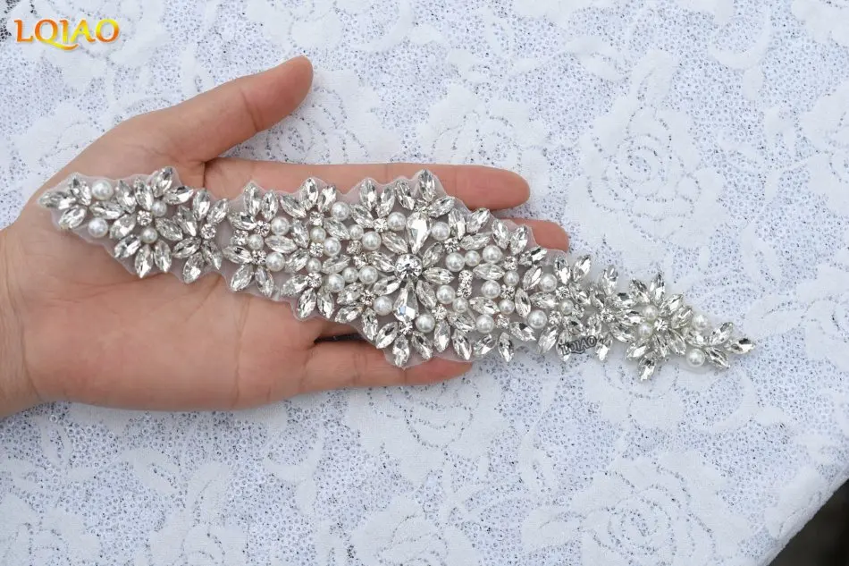 rhinestone applique ra1012-008