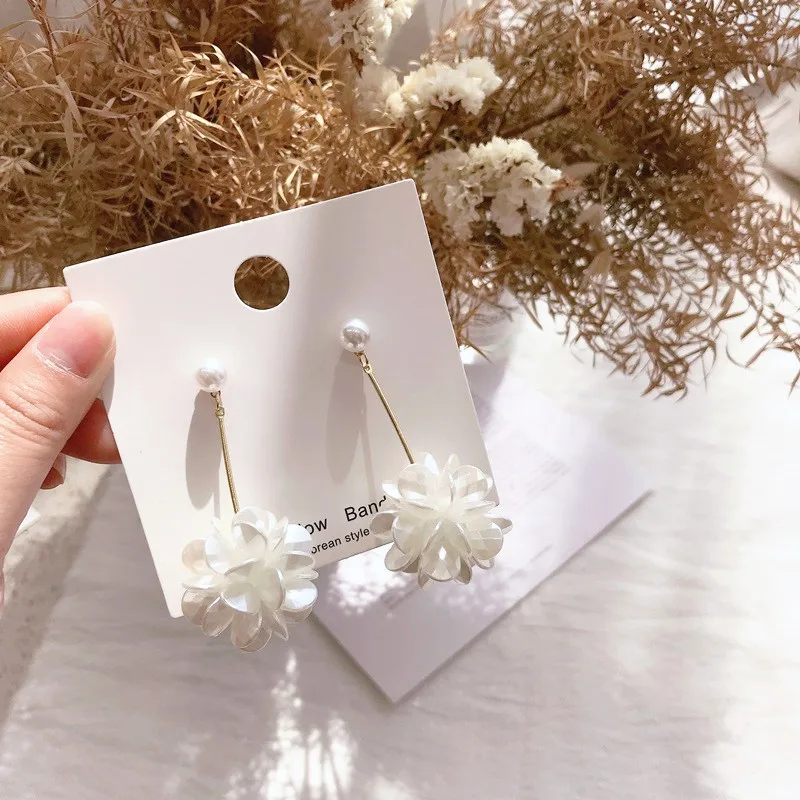 Корейские модные ювелирные изделия Горячие Элегантные ручной работы жемчужные серьги белые трехмерные Круглые цветочные серьги для женщин