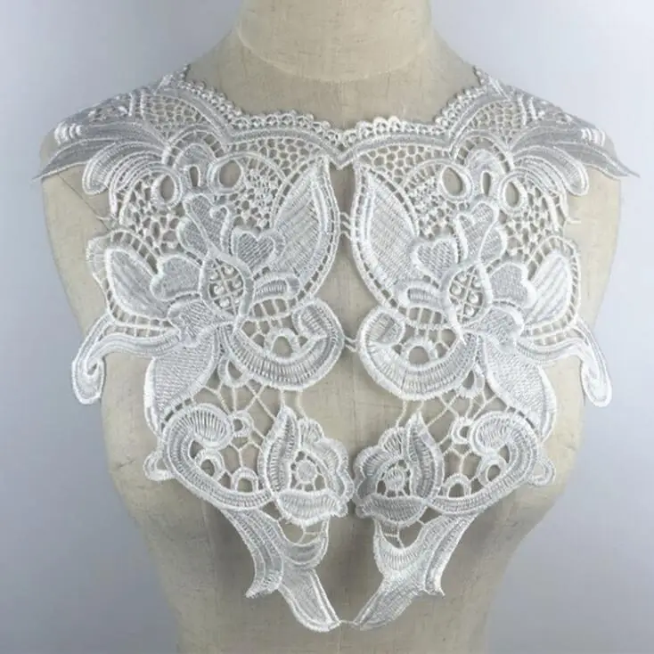 22*42cm Embroidered White New Lace Neckline Collar Applique Motif