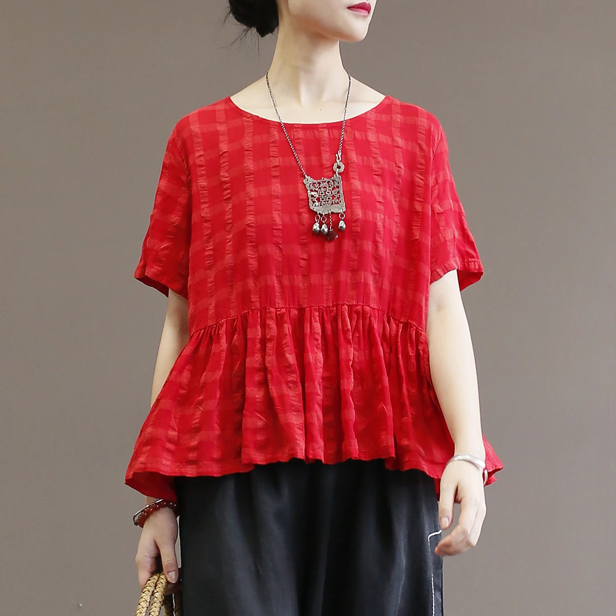 

Johnature Casual Tops Short Sleeve O-neck Collar Plaid 2019 New Summer Clothes Loose Pullover Cotton Linen Women Blouses Shirts