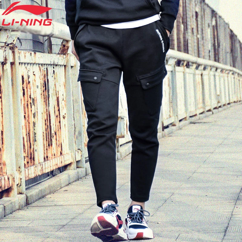 

Li-Ning Men The Trend Sweat Pants 66% Cotton 34% Polyester Regular Fit Pocket Design LiNing Comfort Sports Pants AKLN813 COND18