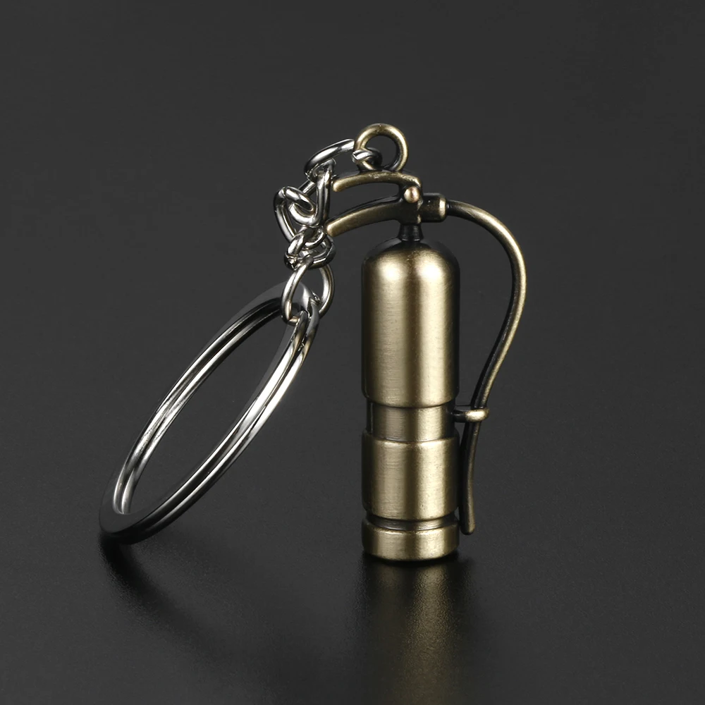 

Creative 3D Simulation Fire Extinguisher Car Keychain Key Ring Holder Metal Fire Extinguisher Model Bag Pendant Car Accessories