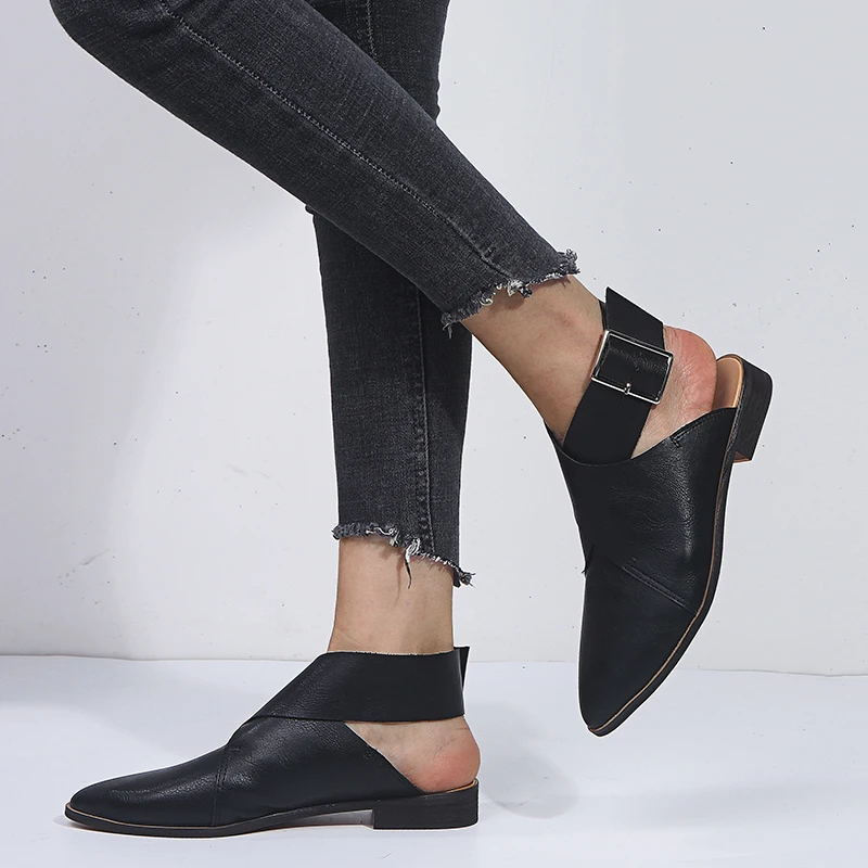 Женские летние сандалии на плоской подошве; модные брендовые женские туфли на плоской подошве с острым носком в европейском стиле; Цвет черный, красный; кожаные сандалии на плоской подошве; Sandalias Mujer; WF241