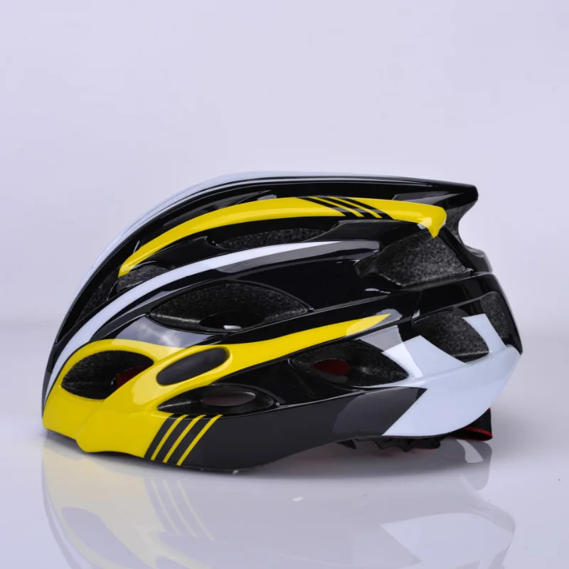 

2019 New adult cycling helmet Integrated mountain bike bicycle helmet Cycling equipment