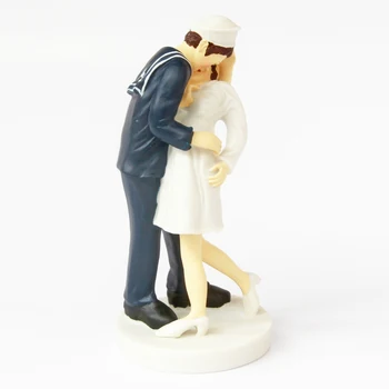 

Romantic Groom & Bride Marry Resin Figurine Wedding Cake Topper Wedding Decoration Sailor and Lover Ornaments