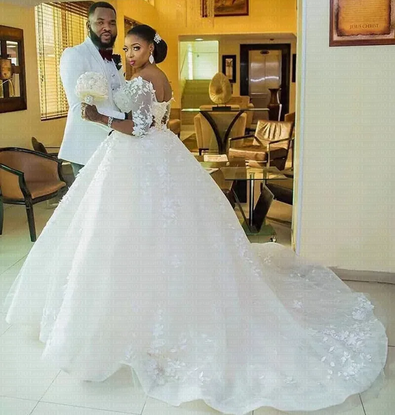 US $98.28 New African Ball Gown Wedding Dress 2020 Off The Shoulder Elegant Lace Wedding Gown