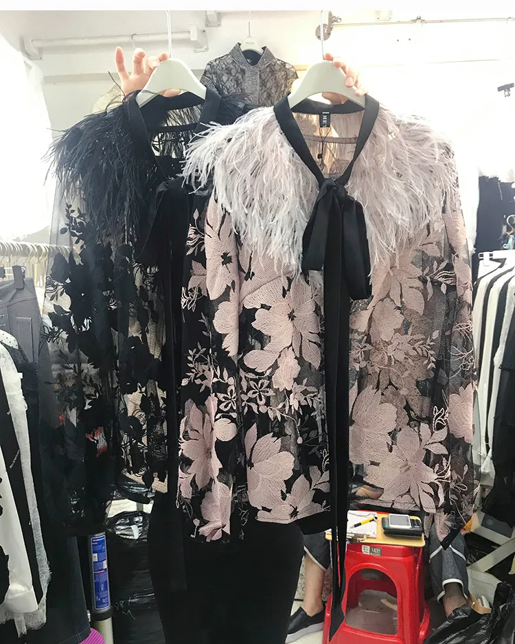 Korobov корейский элегантный перо кисточкой Женская блузка Vogue воротник кружева рубашки цветок вышивка Blusas Femininas 77837