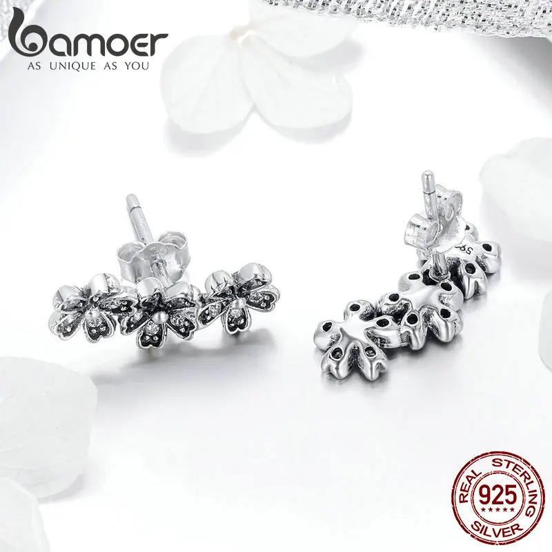 BAMOER 925 Sterling Silver Daisy Flower Clear CZ Stud Earrings for Women Sterling Silver Jewelry Valentine's Day Gift SCE419