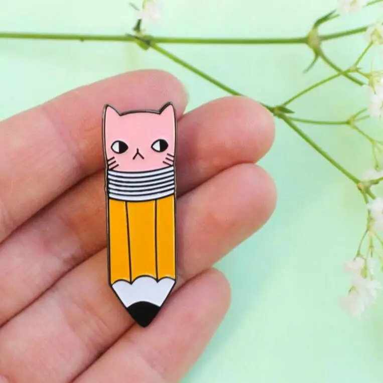 XT116 Free Shipping Cartoon Cute Pins Metal Brooch Pins Button Pins