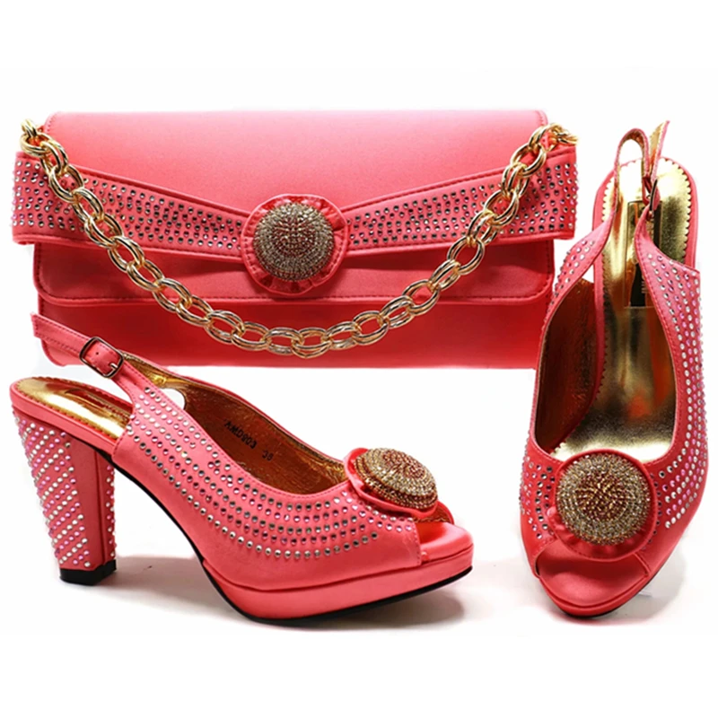 Sac Décoré Nouveau Ensemble Sacs Italien Femmes Pictures En Les Italie Designer Chaussures Talons As Appliques Avec Mis as Assortis Et Pictures 8n7rWfq80