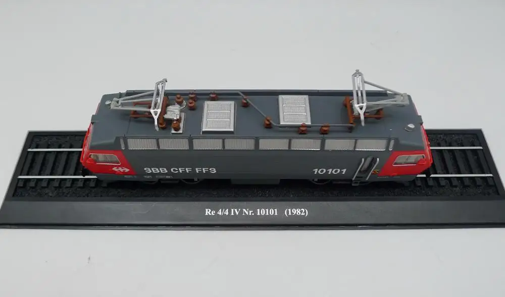 Atlas Re 4/4 IV Nr. 10101(1982) поезд 1/87 литая модель